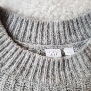 Knit sweater Gap womens.